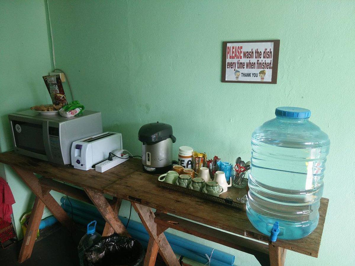 J Giant Hostel Chiang Mai Bagian luar foto