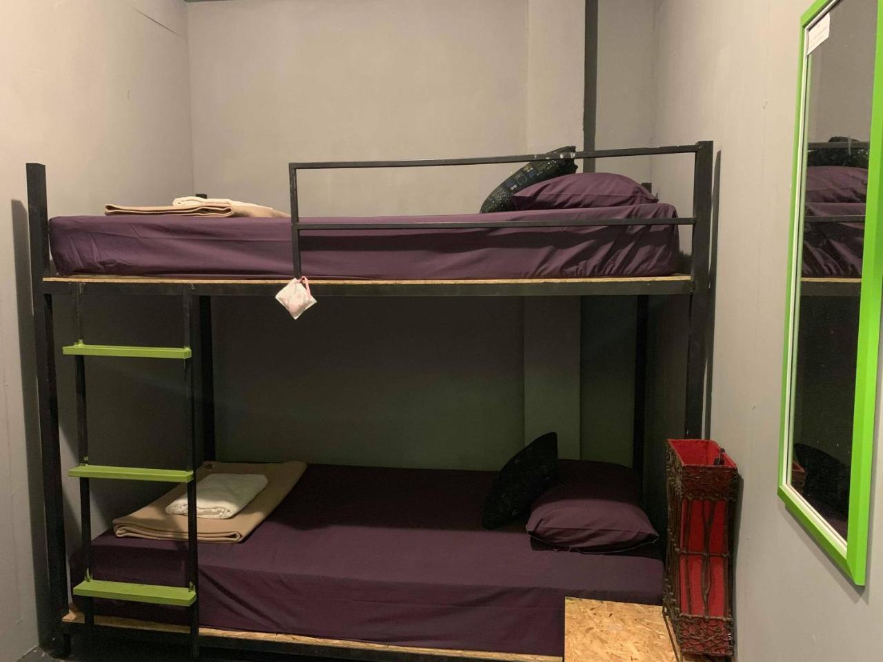 J Giant Hostel Chiang Mai Bagian luar foto